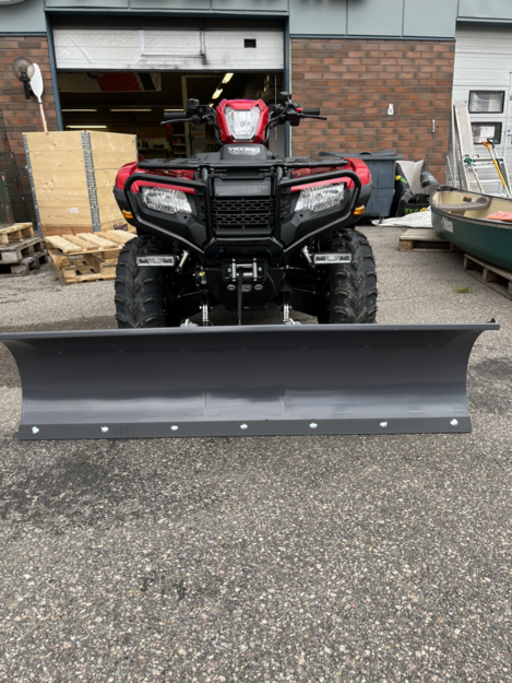 Honda TRX520FE2 T3b traktorimönkijä