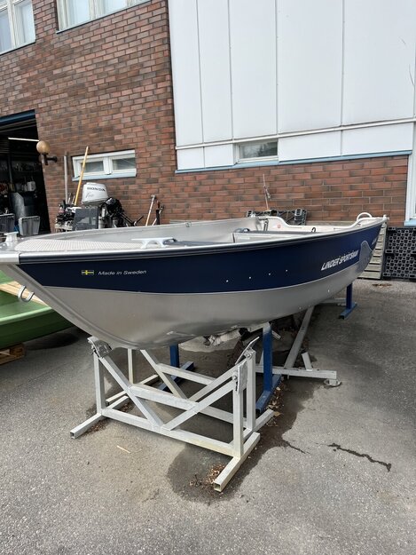 Linder 445 Basic moottorivene. Käyttämätön mallivene vm 2022. TARJOUS 6290,00